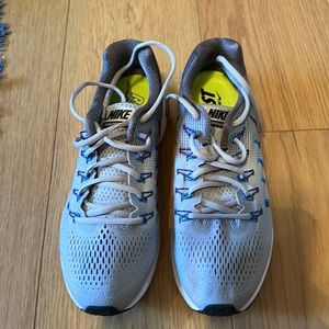 Men’s Nike size 8 Zoom Pegasus